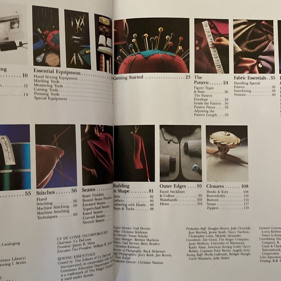 VTG ‘80s Singer Sewing Books Set/3 - Picture 8 of 14